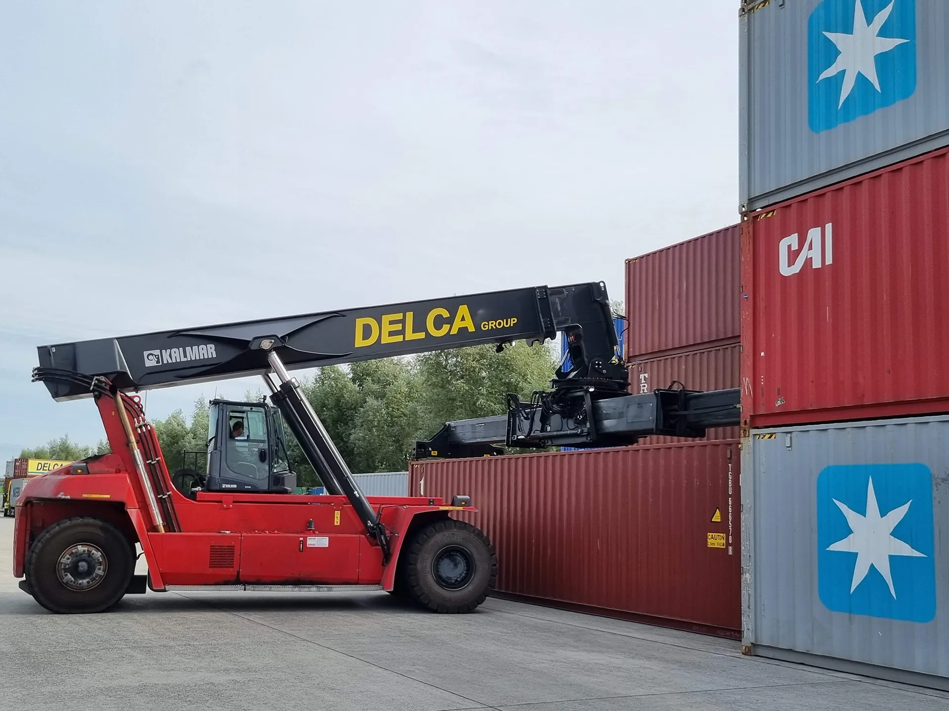 Container transport services Delcatrans